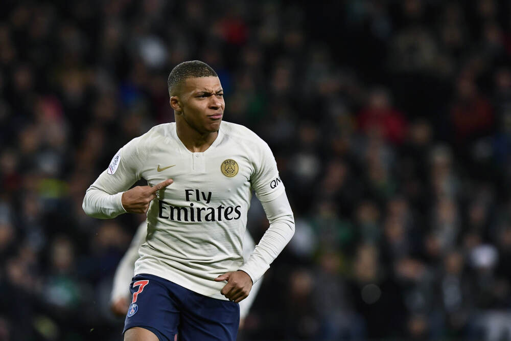 快手已报警；吉利汽车：极氪私有化交易完成 | 早资道